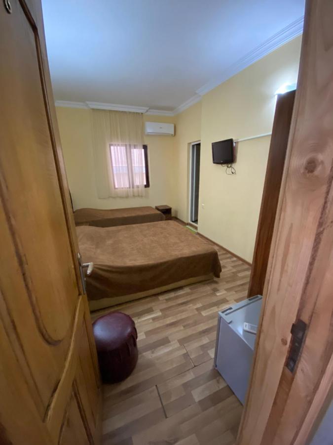 Отель Dadiani Батуми Экстерьер фото